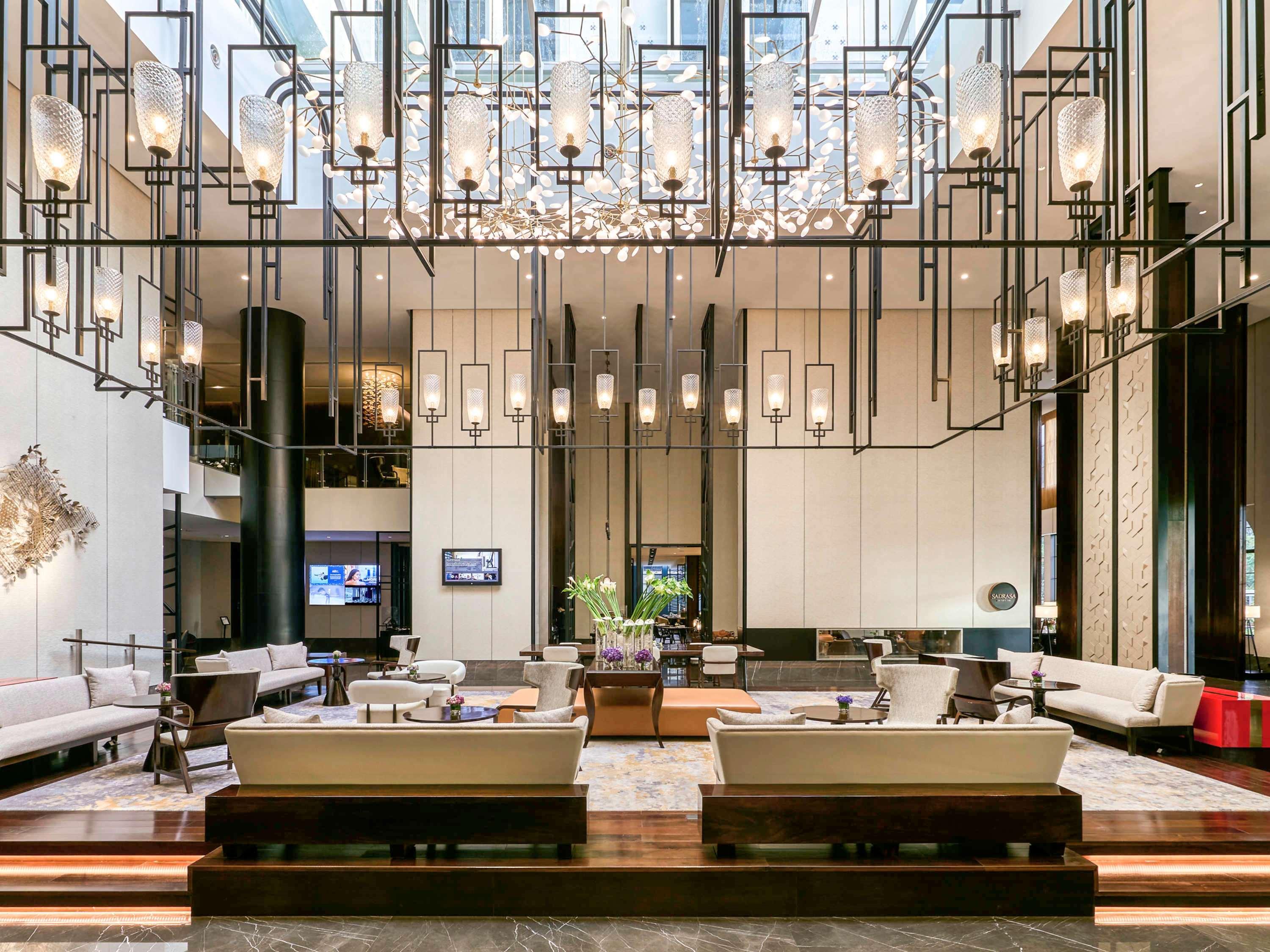 Pullman Bandung Grand Central Exterior foto